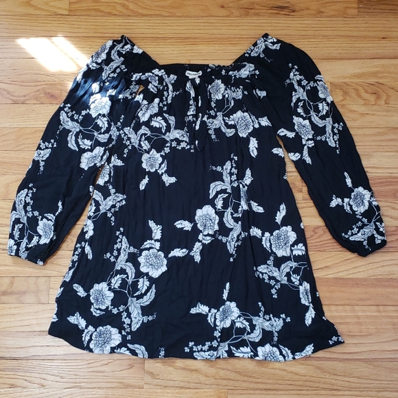 Billabong - Black Floral Long Sleeve Tie Dress - Picture 4 of 10